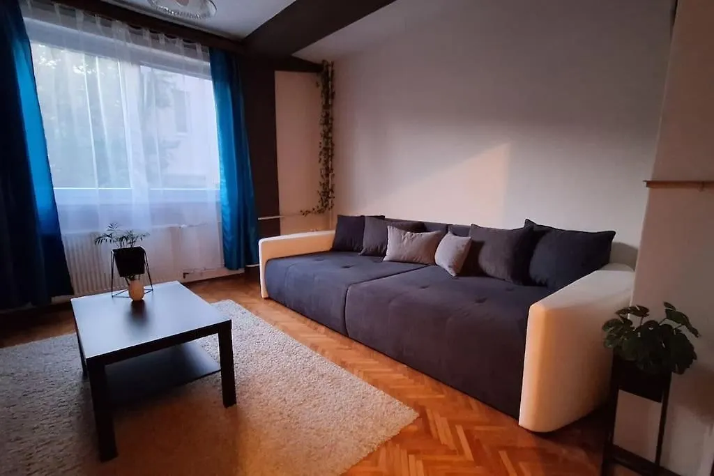 Friends Home سيغيد شقة